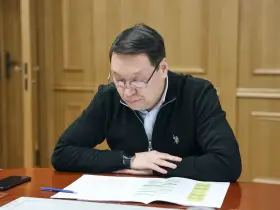 Из-за образования наледи временно закрыли два автозимника в Анабарском и Оймяконском районах