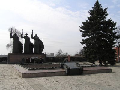 Братская могила № 1