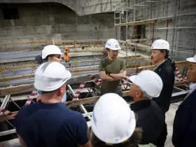 Глава Якутии осмотрел строящийся Арктический центр эпоса и искусств