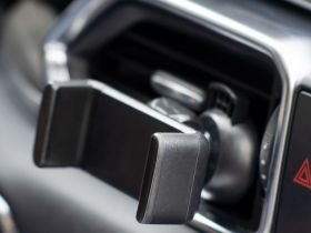 Держатель автомобильный Akai