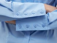 Рубашка с широкими манжетами