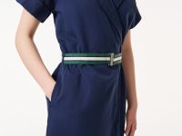 Лёгкое платье Lacoste с поясом