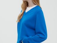 Джемпер с v-образным вырезом