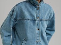 Джинсовая куртка-рубашка объемного кроя
