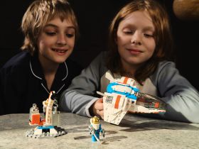 Космические приключения AB-1319 Конструктор Большой звездолет исследователей