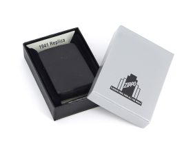 Зажигалка ZIPPO 1941 Replica, латунь с покрытием Black Crackle, черный, матовая, 36х12x56 мм