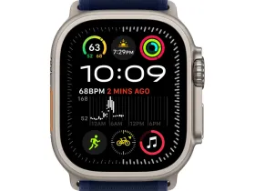 Смарт-часы Apple Watch Ultra 2 (2024) 49mm Natural Titanium Case with Blue Trail Loop (S/M)