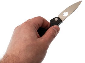 Складной нож для сигар Daggerr Cigarknife CF, сталь VG-10, рукоять карбон, черный