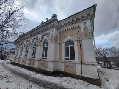 Здание банка