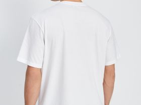 Свободная футболка с принтом