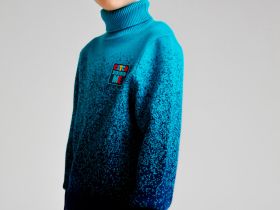 Свитер трикотажный для мальчиков