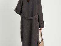 Пальто свободного силуэта с поясом