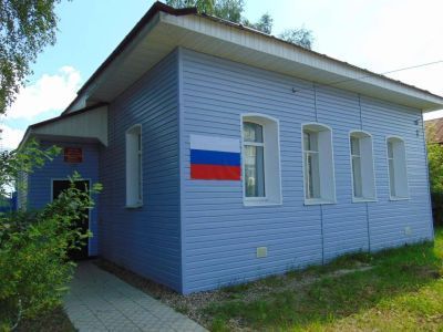 Верхнеландеховская библиотека