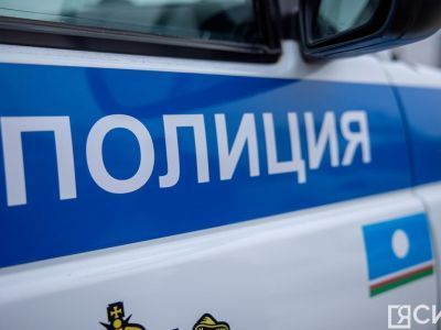В Якутске мужчина разбил окна автомобиля после ДТП: возбуждено дело о мелком хулиганстве