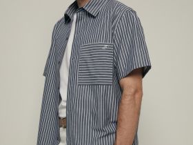 Рубашка с коротким рукавом свободного силуэта