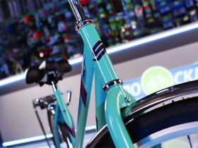 Женский велосипед Stels Legenda 300 28, год 2025, цвет Зеленый, ростовка 20