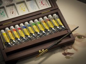 Набор акварели Talens "Rembrandt" 12 цв*5 мл тубы, кисть, деревянная коробка