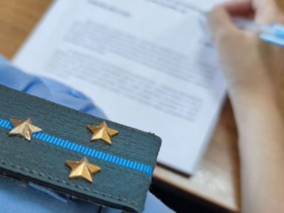 СФ одобрил закон, позволяющий приставам применять спецсредства и оружие