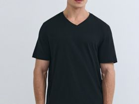 Футболка с V-образным вырезом, Черный