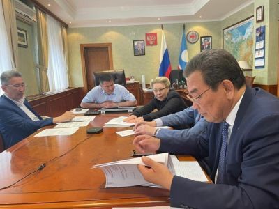 Правительство Якутии разрабатывает предложения в проект закона о северном завозе