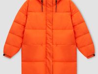 Стеганая утепленная куртка с капюшоном