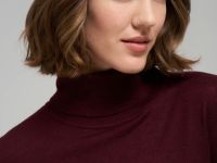 Свитер женский