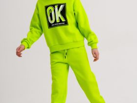 Комплект трикотажный для девочек: толстовка, брюки