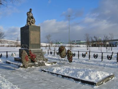 Братская могила воинов Красной Армии в бывшей деревне "Ржавки", 1941 г.