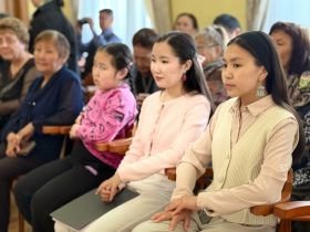 В Якутии почтили память участника СВО, поэта Василия Рожина