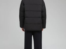 Утепленная куртка с воротником-стойкой