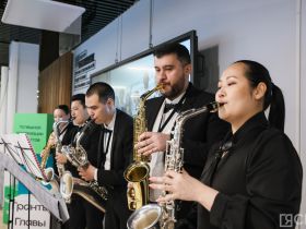 В Якутске в День гражданского активиста наградили общественников