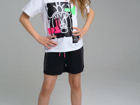 Комплект для девочки: футболка, шорты