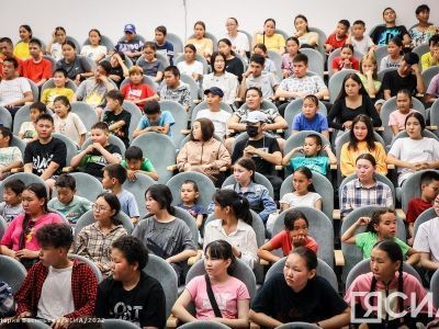 Порядка 200 детей из пострадавших от паводков районов отдыхают в "Сосновом бору"