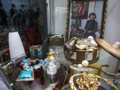 В Якутске отметили день рождения основателя музея музыки и фольклора Аизы Решетниковой