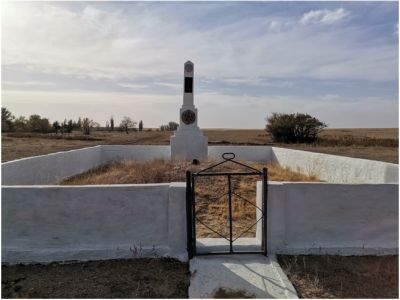 Братская могила советских воинов, погибших в период Сталинградской битвы