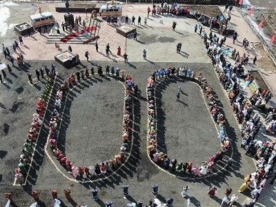 Нюрба широко отпраздновала 100-летие образования Якутской АССР