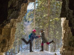 Пещеры и наскальные рисунки реки Лена и речки Большое Кэтэмэ