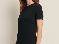 Футболка приталенного силуэта