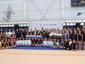 Гимнастка Екатерина Веденеева провела мастер-класс в Якутске