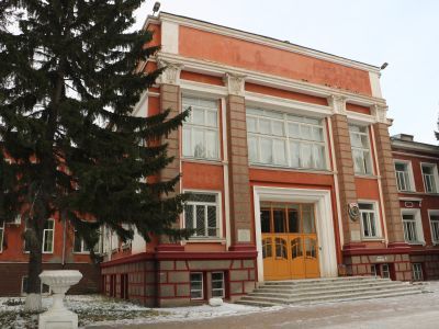 Главный корпус Сибирского научно-исследовательского института зернового хозяйства СибНИИСХоза