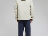 Двухсторонняя куртка с капюшоном