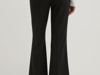 Брюки-клеш на средней посадке