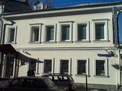 Жилой флигель - доходный дом, 1790-е гг., сер. XIX в., 1879 г., 1892 г., архитекторы М.Ф.Казаков, Г.С.Грачев