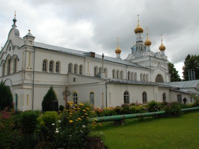 Храмовый комплекс церквей Ильинской и Никольской: Никольская церковь