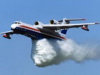 Бе-200 вылетел в Мирнинский район в село Арылах на тушение пожара