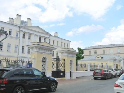 Городская усадьба