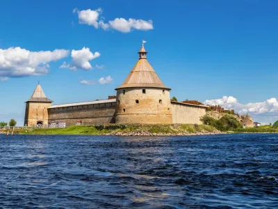 Сказка в русской деревне Мандроги (Улица Казанская, 2)
