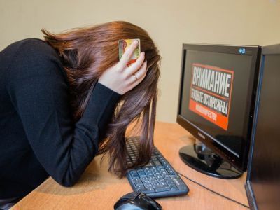 Жительница Мирного лишилась порядка 1 млн рублей после звонка из «банка»