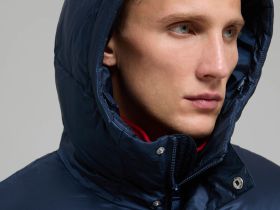 Пуховое полупальто с воротником-стойкой