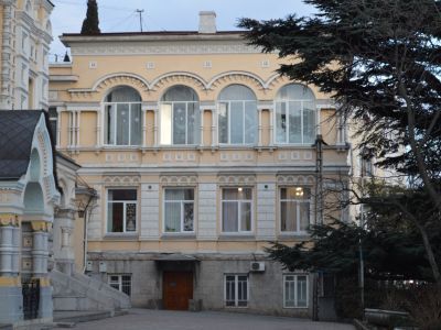 Здание Алексеевской церковно-приходской школы  (архитектор Л.Н.Шаповалов)